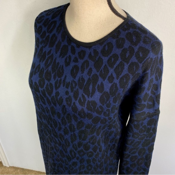 HOBBS London Cashmere blend Leopard Knit Sweater Dress - Picture 6 of 13